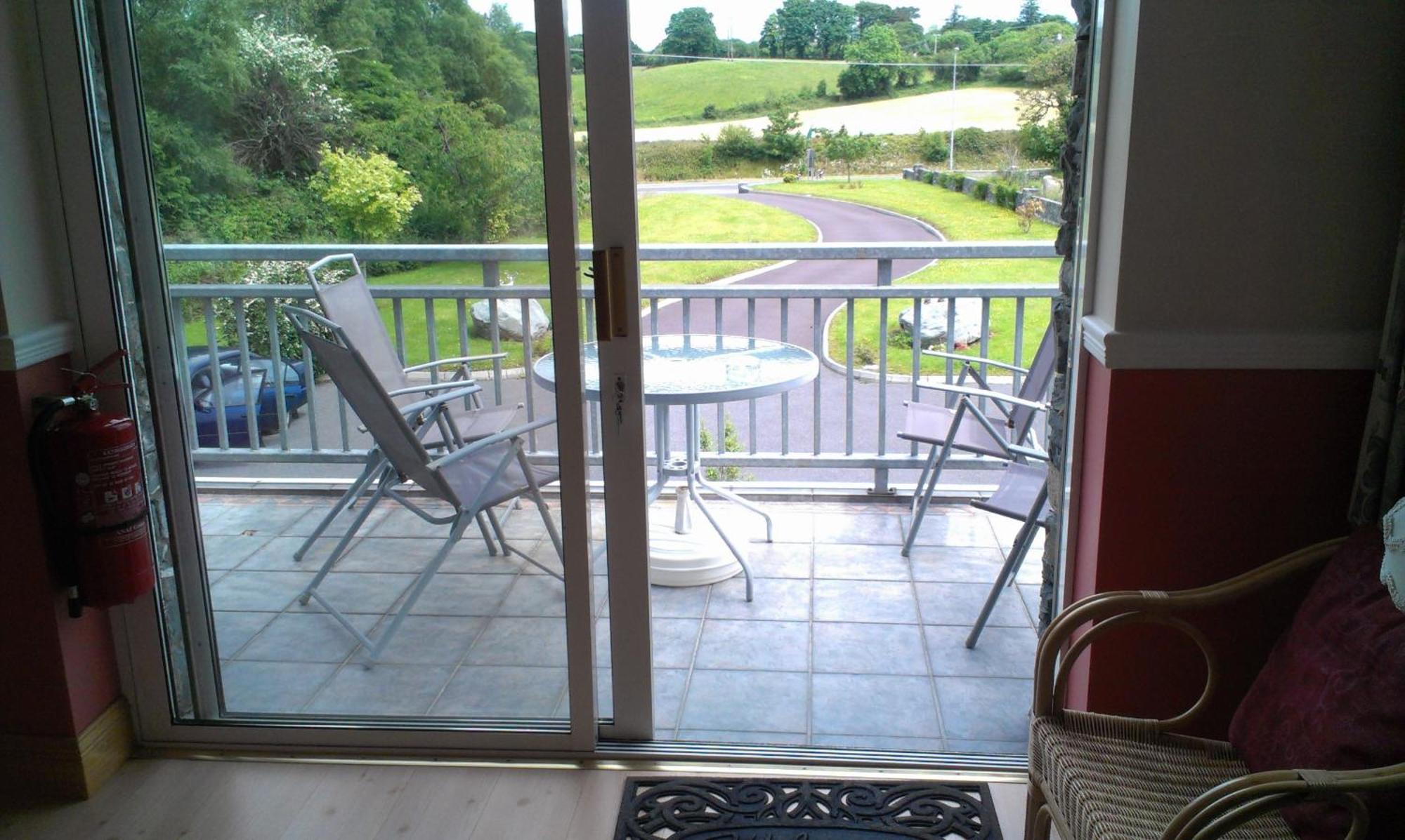 Dunn Court House 3* Woodford (Kerry)